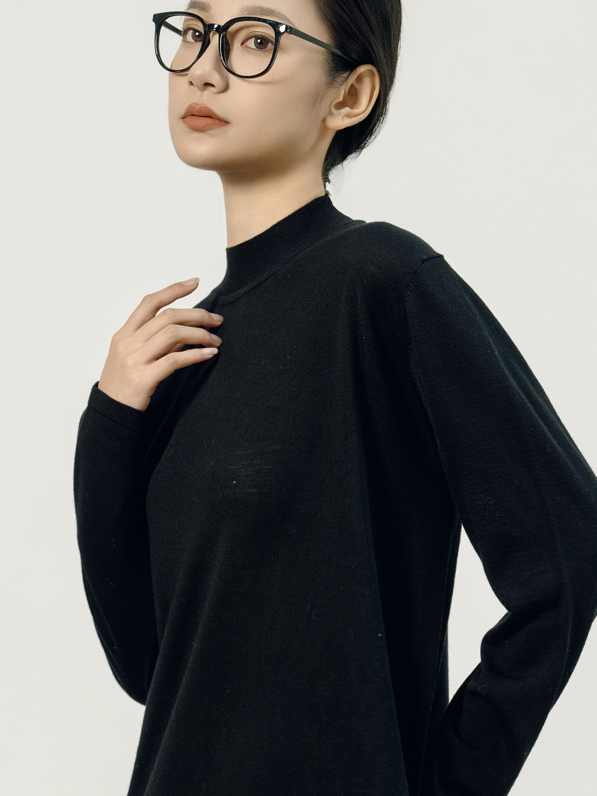 極細ビエラヤーン ハイネックニット モノトーン