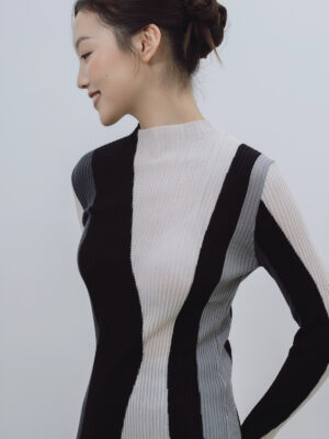 クアトロニット モノトーン