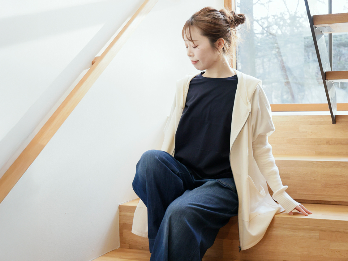 Pick up アイテム　エアリーフーディ ジップアップ