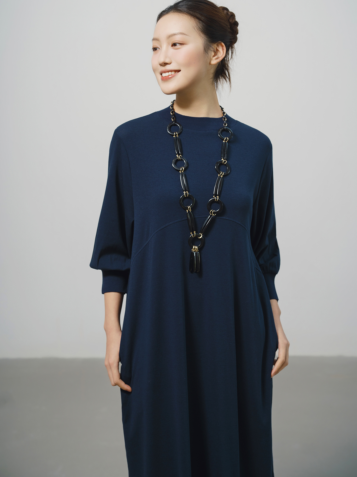 カーブライン パフドレス