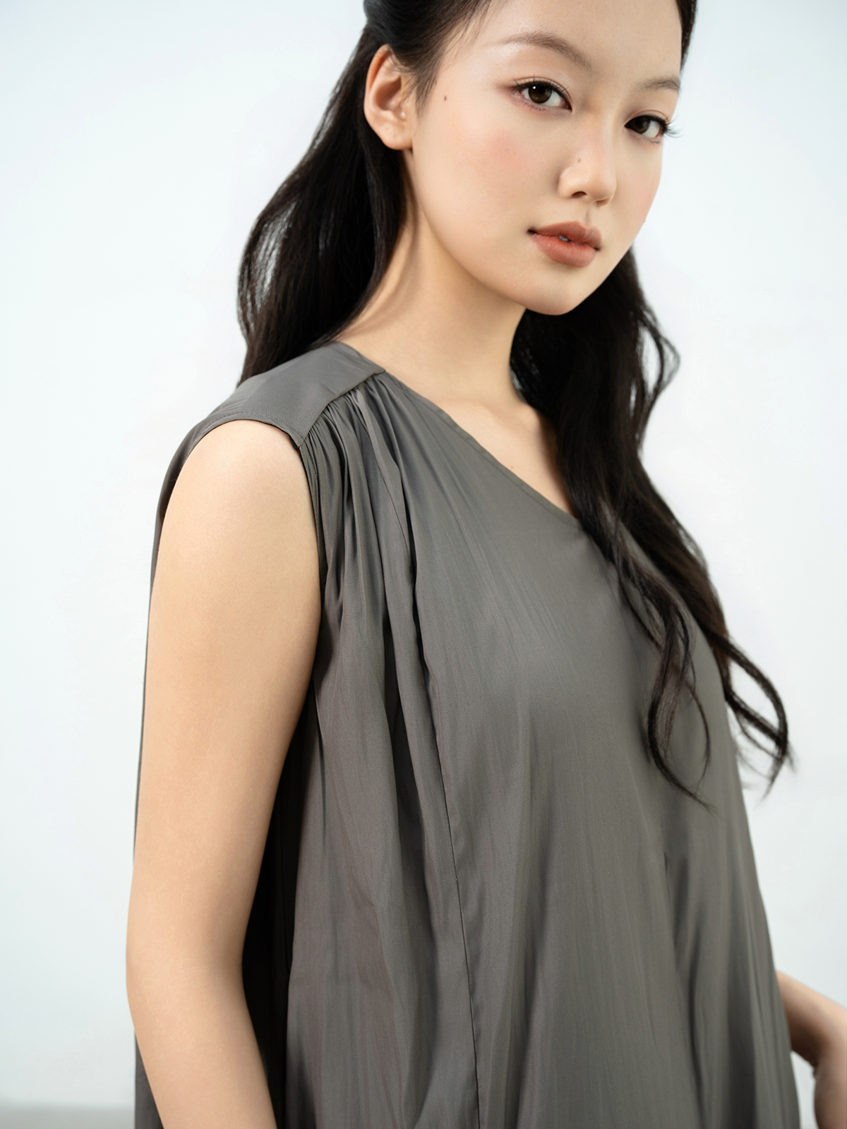 LEO09063-108