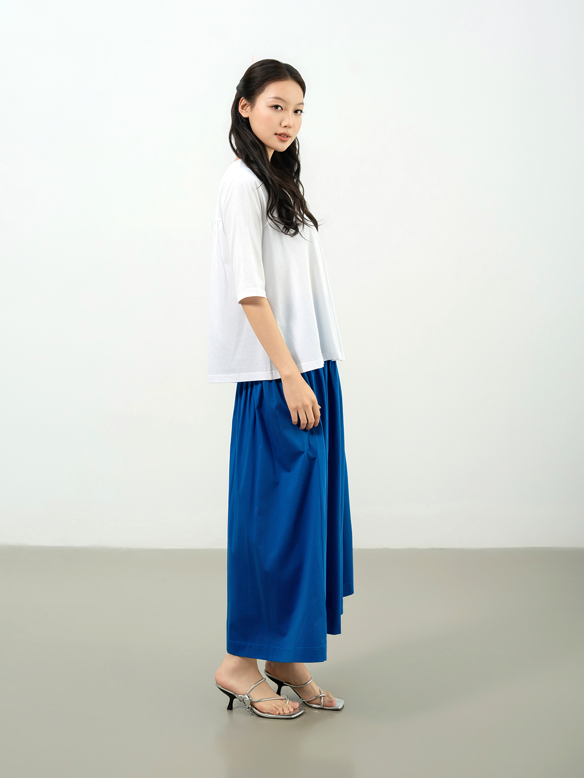 LEO09161-190