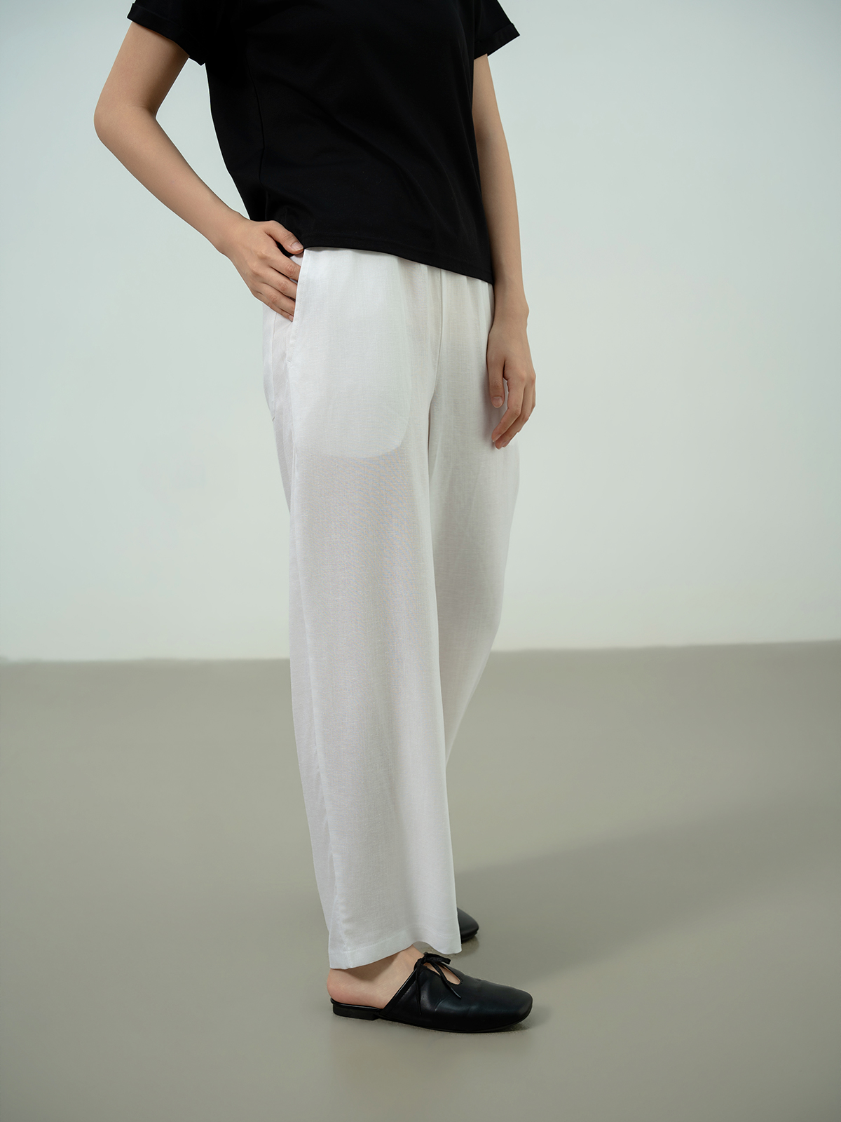 LEO09626-565