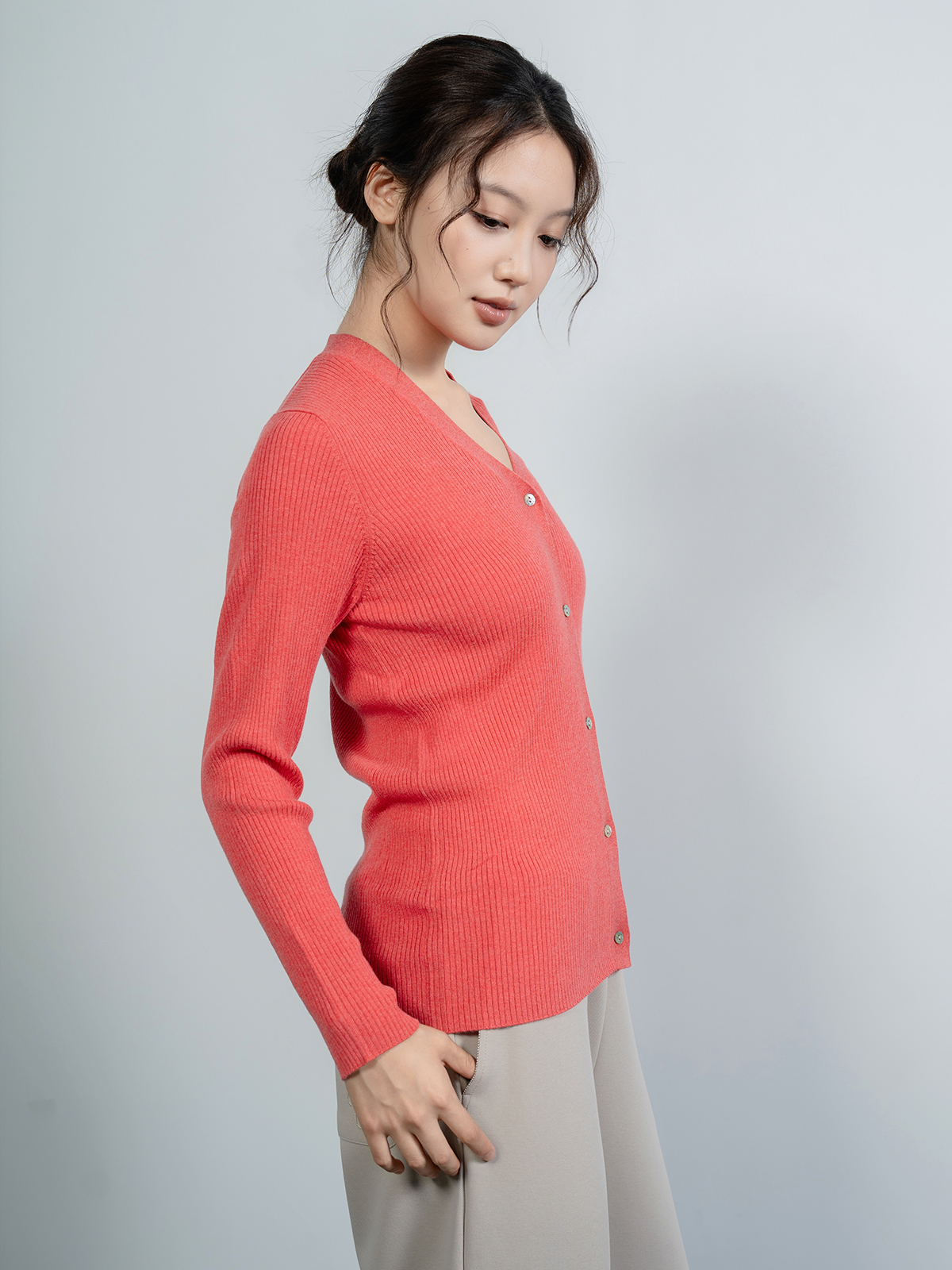 LEO00649-446