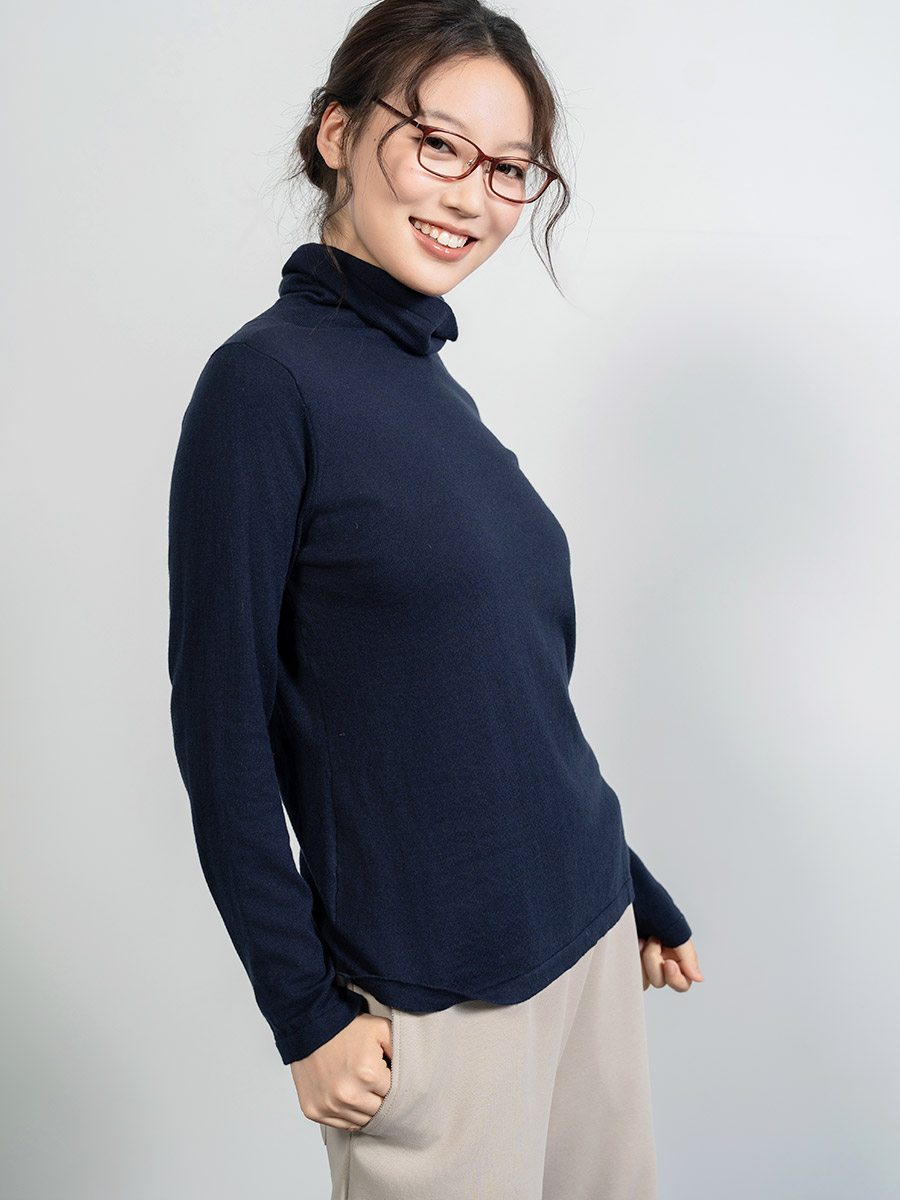 LEO00894-686