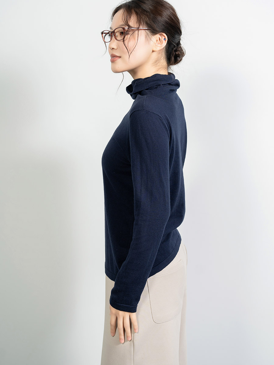 LEO00898-690